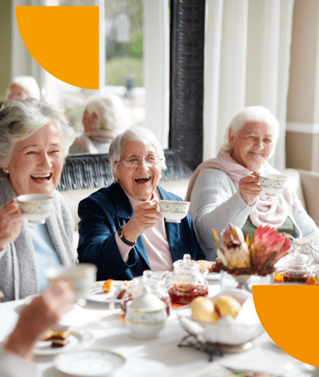 Gouter joyeux entre résidentes emeis